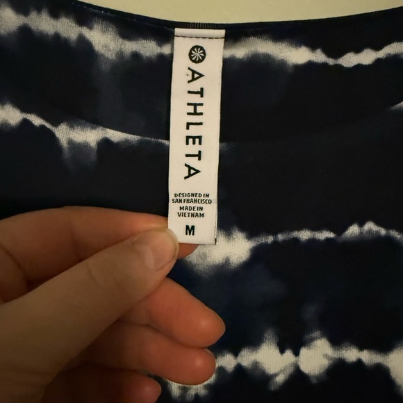 Athleta Santorini Thera Print Dress - Navy and White size medium. NWT! - Picture 4 of 5